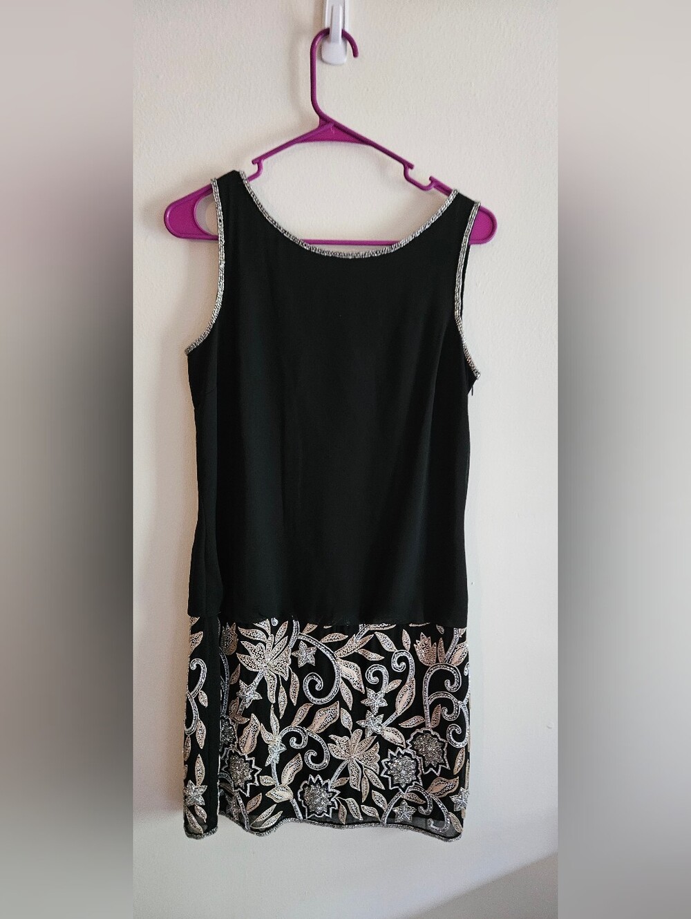 Adrianna Papell Embroidered Sleeveless Black Midi Dress. Formal, Home Coming